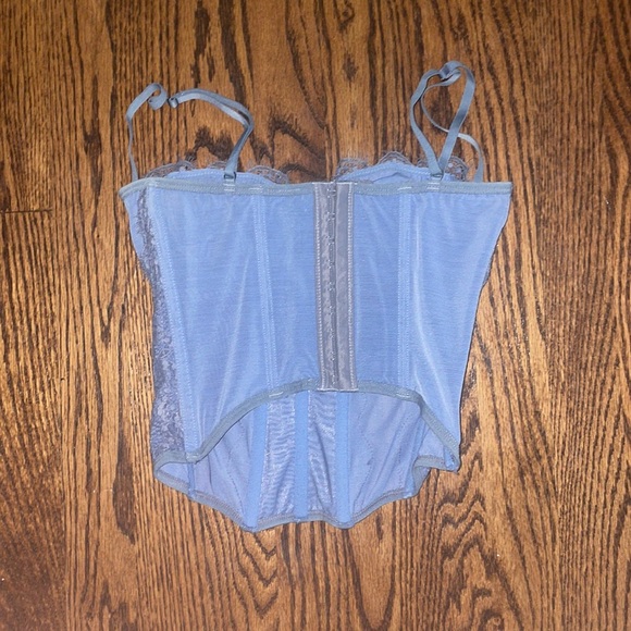 Urban outfitters corset - Picture 2 of 3